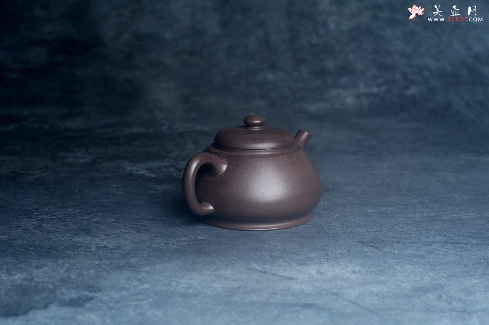 紫砂壶图片：美壶特惠 特好老紫泥潘壶 茶人醉爱 - 宜兴紫砂壶网