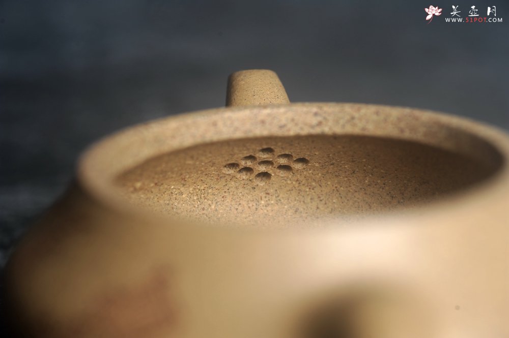 紫砂壶图片：美壶特惠 特好老段泥汲泉壶 茶人醉爱 - 宜兴紫砂壶网