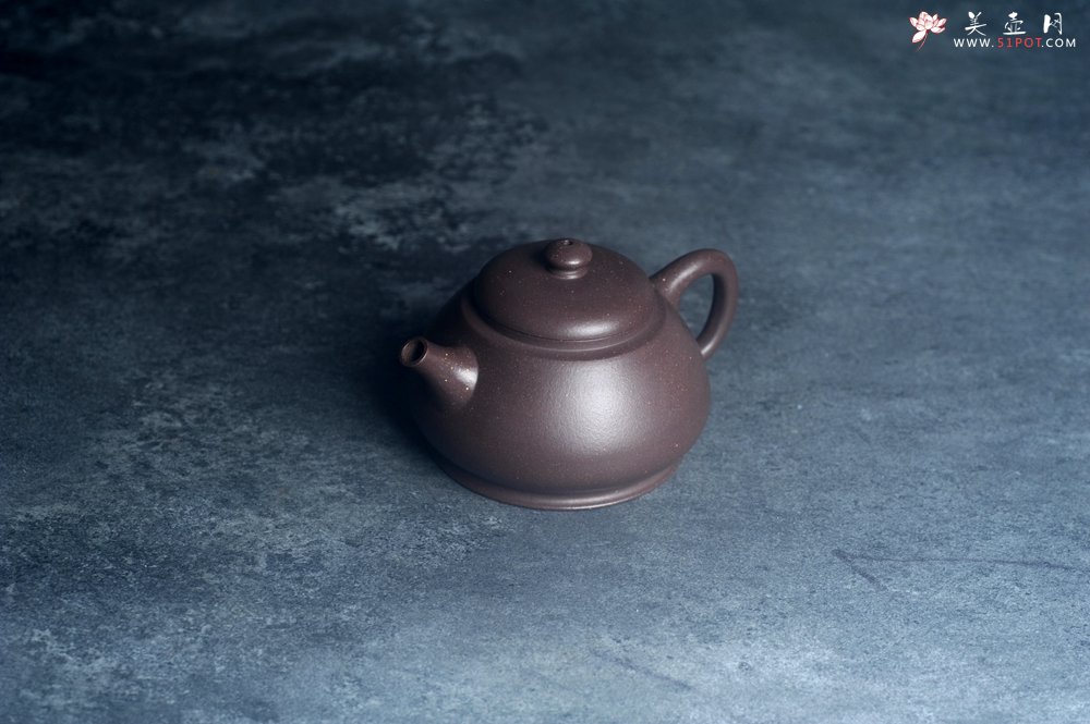 紫砂壶图片：美壶特惠 特好老紫泥潘壶 茶人醉爱 - 宜兴紫砂壶网