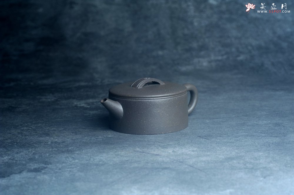 紫砂壶图片：美壶特惠 特好老青灰泥汉瓦 大口实用 茶人醉爱 - 宜兴紫砂壶网