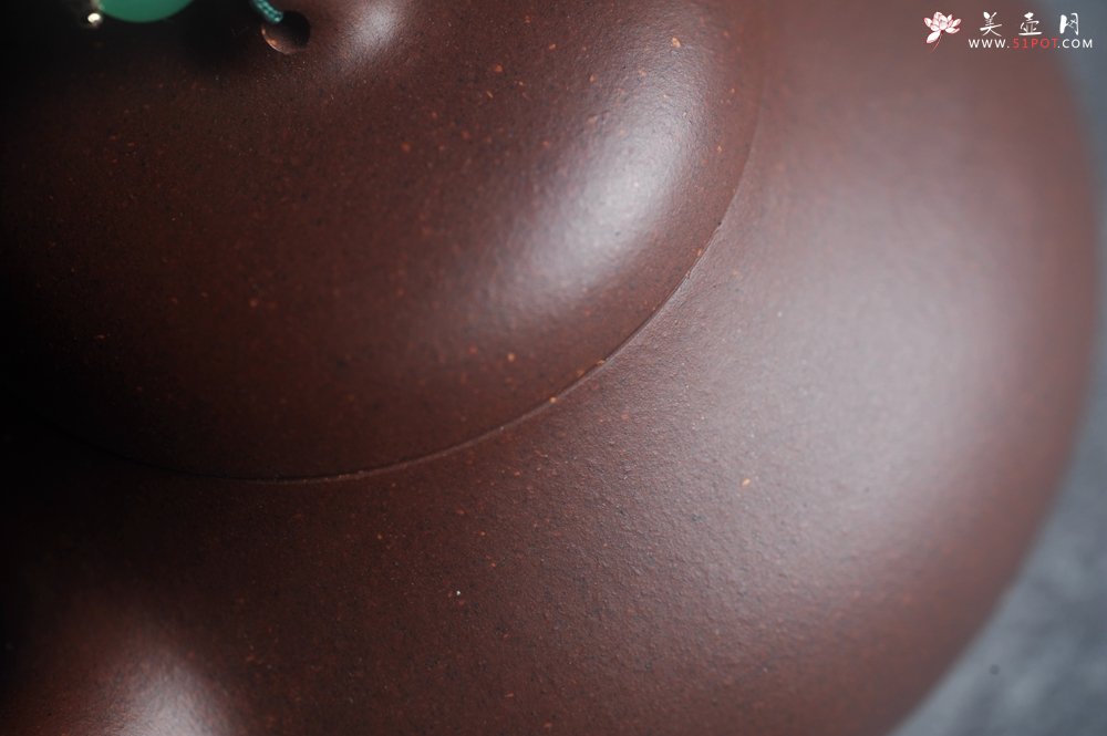 紫砂壶图片：美壶特惠 特好老紫泥乳鼎石瓢壶 茶人醉爱 - 宜兴紫砂壶网