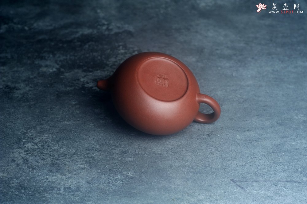 紫砂壶图片：美壶特惠 特好老紫泥仿古壶 茶人醉爱 - 宜兴紫砂壶网