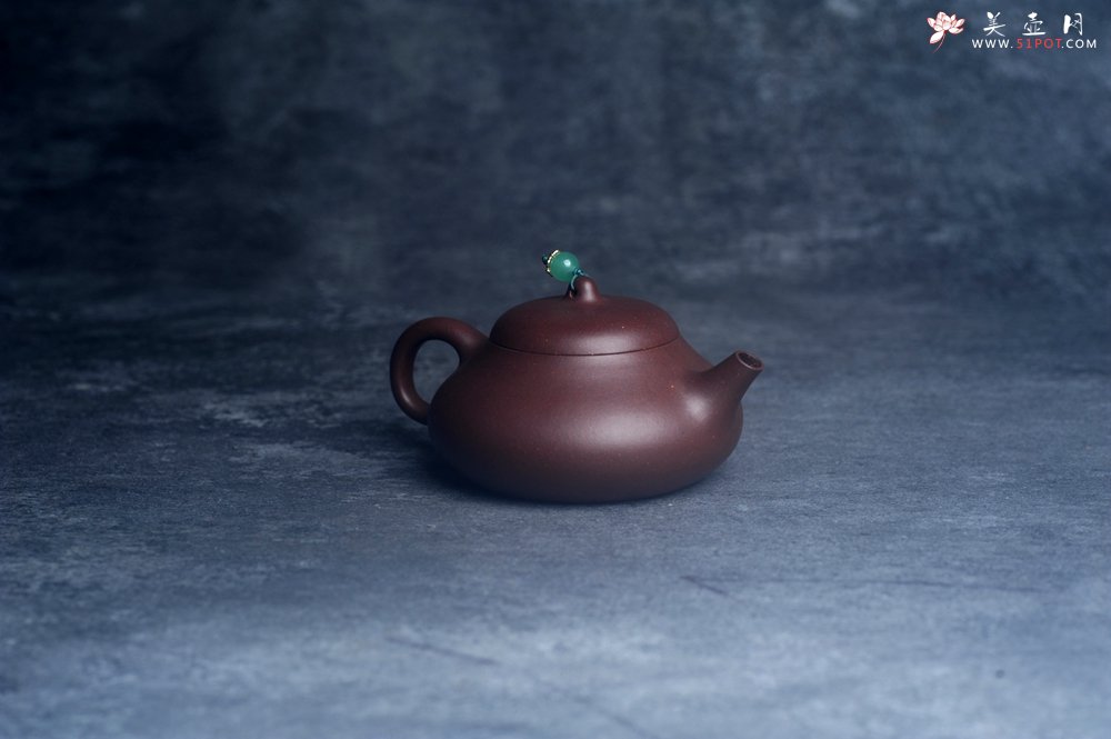 紫砂壶图片：美壶特惠 特好老紫泥乳鼎石瓢壶 茶人醉爱 - 宜兴紫砂壶网