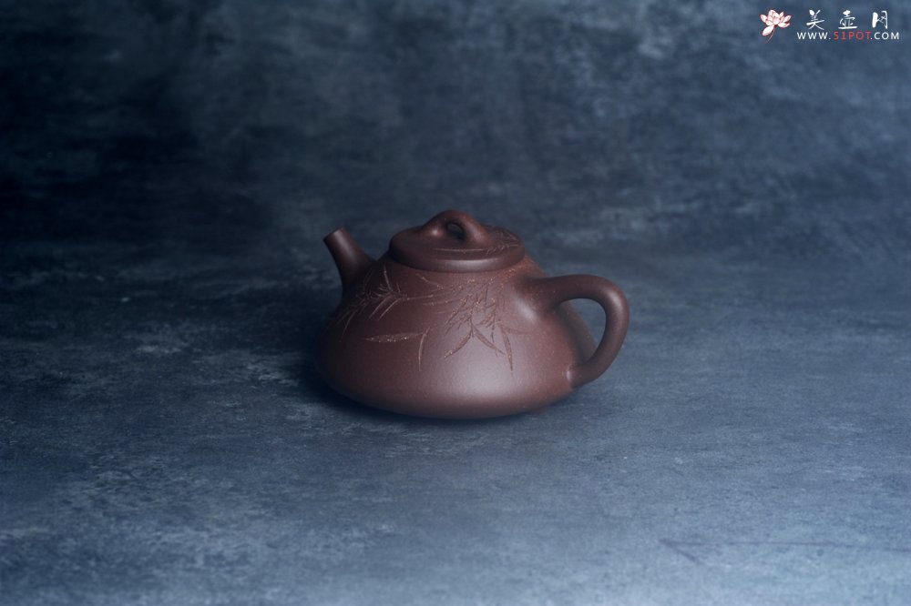 紫砂壶图片：美壶特惠 特好老紫泥子冶石瓢 刻竹特文气 - 宜兴紫砂壶网