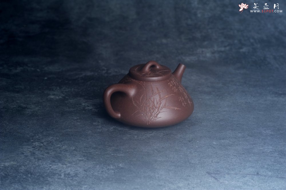 紫砂壶图片：美壶特惠 特好老紫泥子冶石瓢 刻竹特文气 - 宜兴紫砂壶网