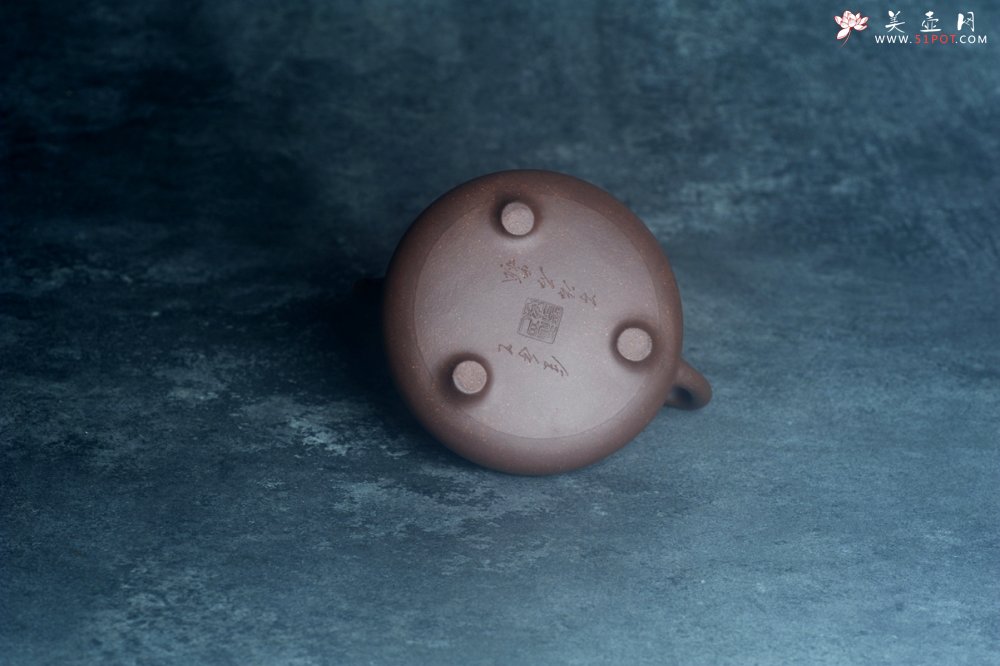 紫砂壶图片：美壶特惠 特好老紫泥子冶石瓢 刻竹特文气 - 宜兴紫砂壶网