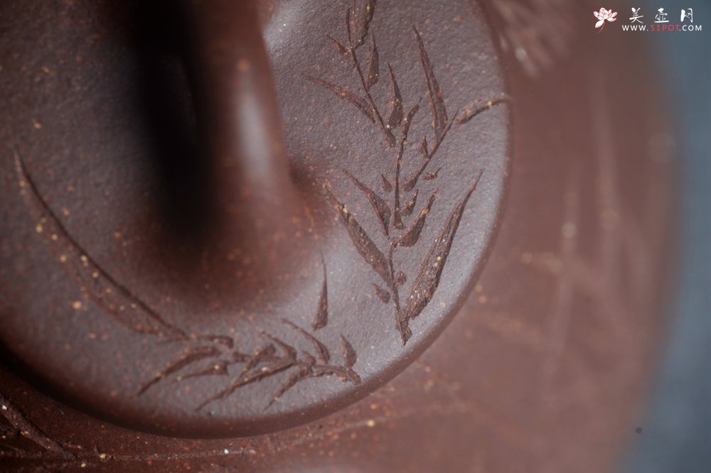 紫砂壶图片：美壶特惠 特好老紫泥子冶石瓢 刻竹特文气 - 宜兴紫砂壶网