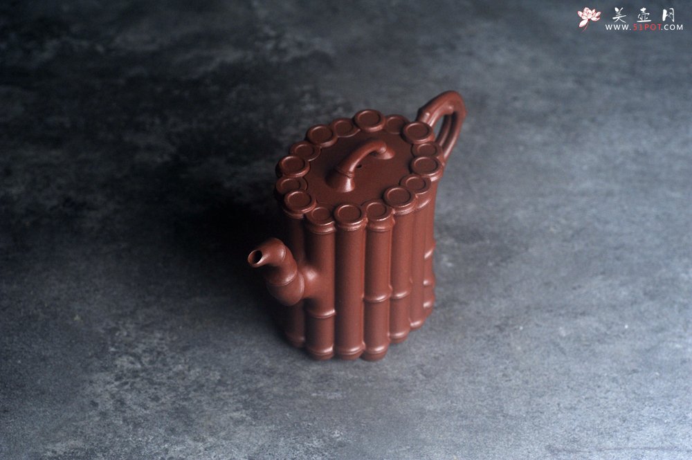 紫砂壶图片：实力派工艺师周斌精工底槽清十六竹壶 - 宜兴紫砂壶网