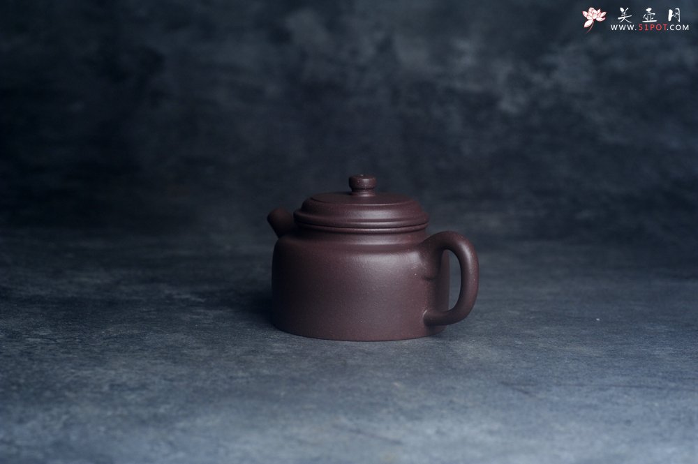 紫砂壶图片：美壶特惠 特好老紫泥德中壶 茶人醉爱 - 宜兴紫砂壶网