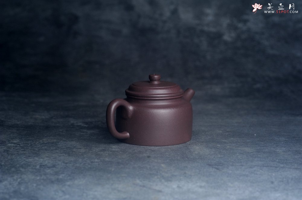 紫砂壶图片：美壶特惠 特好老紫泥德中壶 茶人醉爱 - 宜兴紫砂壶网