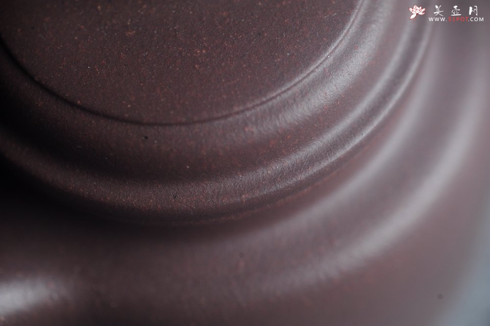 紫砂壶图片：美壶特惠 特好老紫泥德中壶 茶人醉爱 - 宜兴紫砂壶网