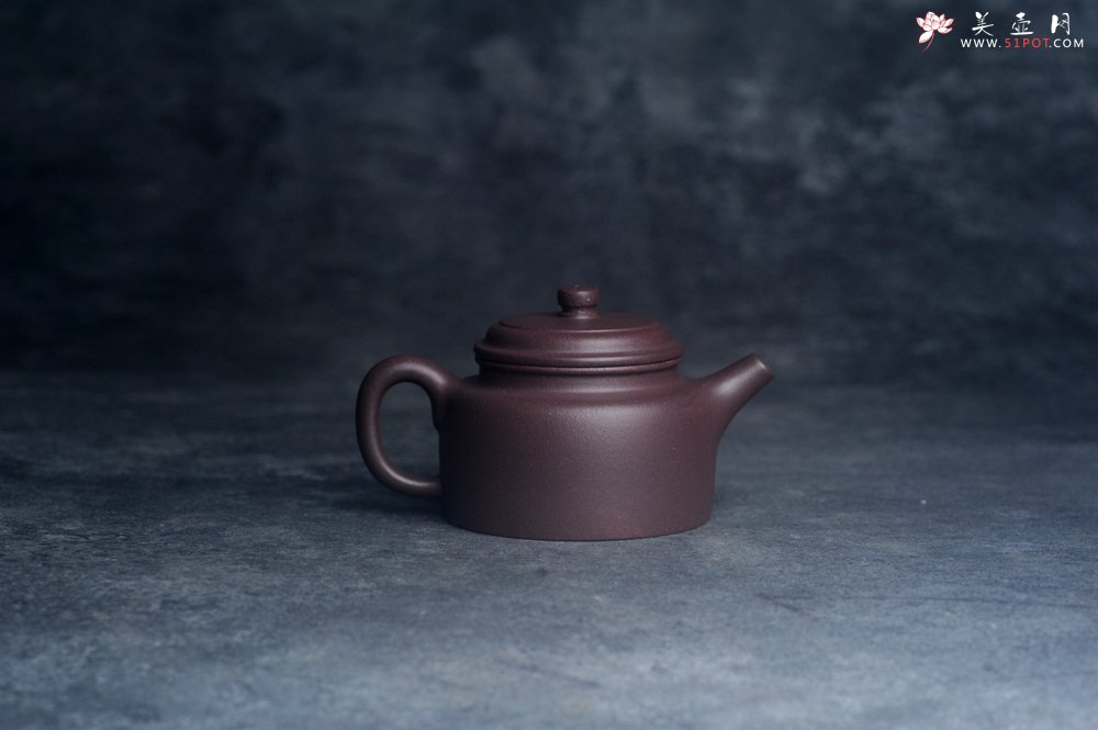 紫砂壶图片：美壶特惠 特好老紫泥德中壶 茶人醉爱 - 宜兴紫砂壶网