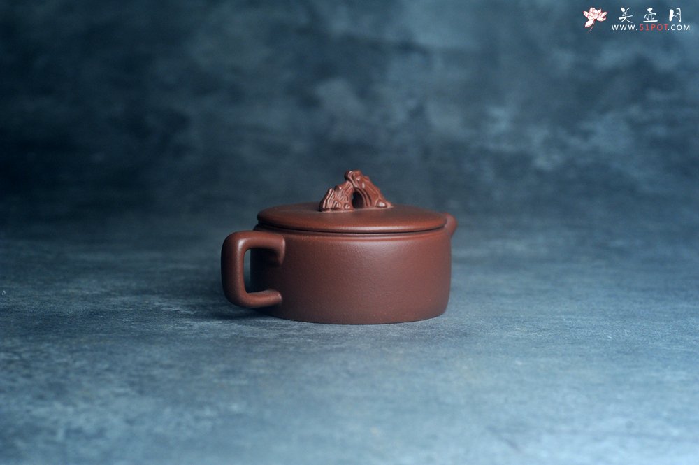 紫砂壶图片：美壶特惠 手工手制紫砂壶特好底槽青假山汉瓦壶 底部刻老虎 栩栩如生 茶壶 茶具 单壶 - 宜兴紫砂壶网