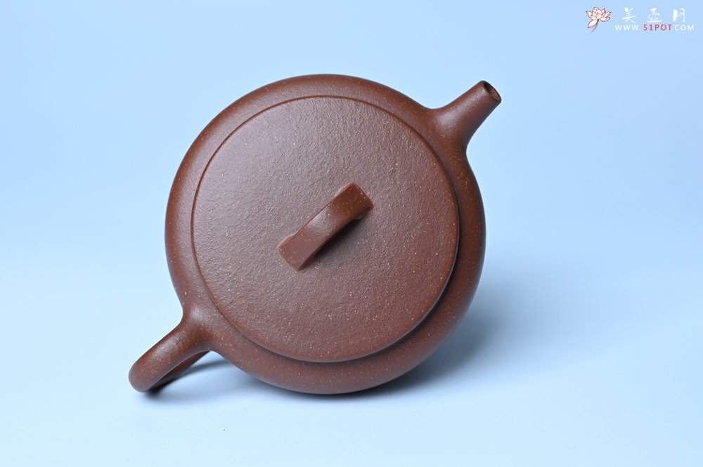 紫砂壶图片：美壶特惠 优质红降坡泥大口玉扁壶 茶人醉爱 - 宜兴紫砂壶网