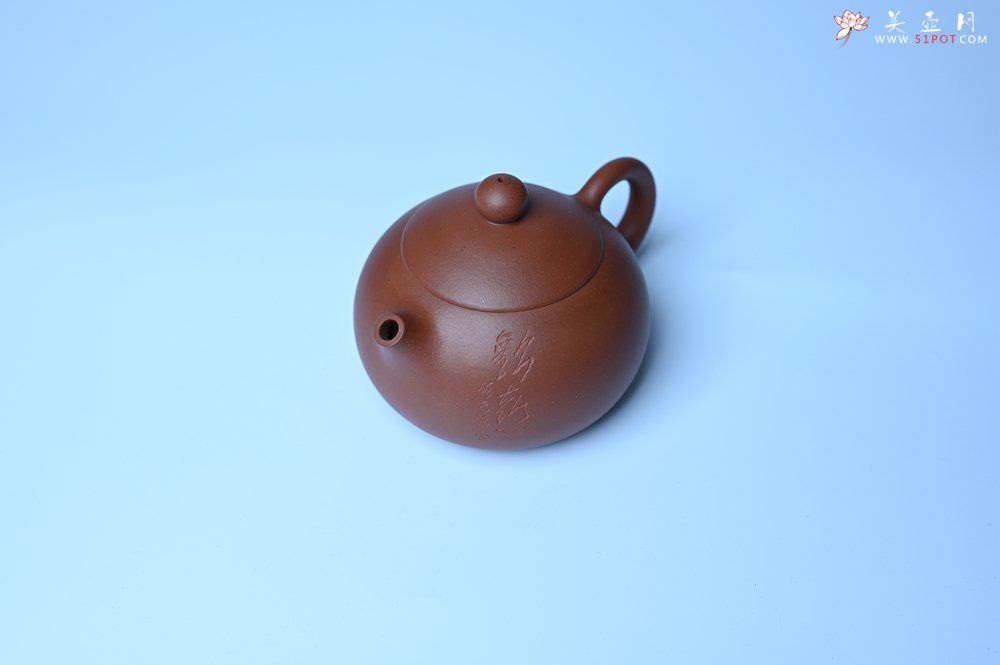 紫砂壶图片：毛国强入室弟子黄云初 特好老清水泥欢喜西施壶 名家何水法书法 刘世涛伯陶刻 - 宜兴紫砂壶网