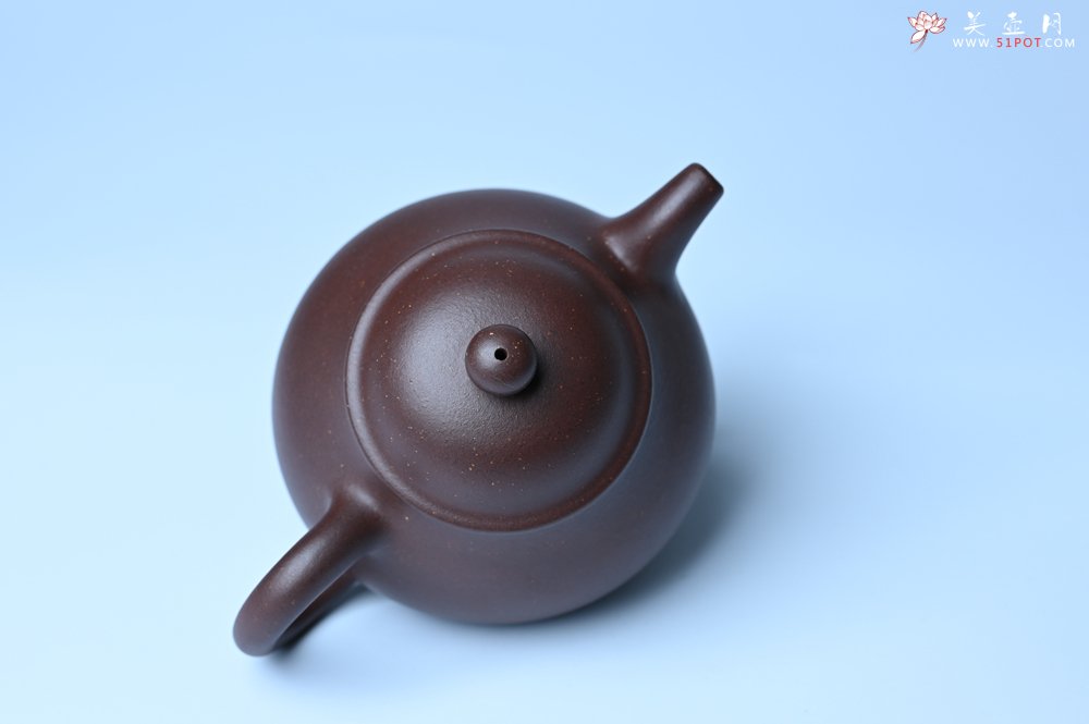 紫砂壶图片：美壶特惠 潜力股王老师 全手工刹凹成型单片拍打老紫泥潘壶 - 宜兴紫砂壶网