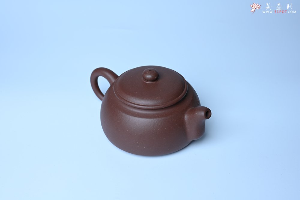 紫砂壶图片：毛国强入室弟子黄云初 特好老紫泥福圆壶 名家何水法书法“离幻即空” 刘世涛伯陶刻 - 宜兴紫砂壶网