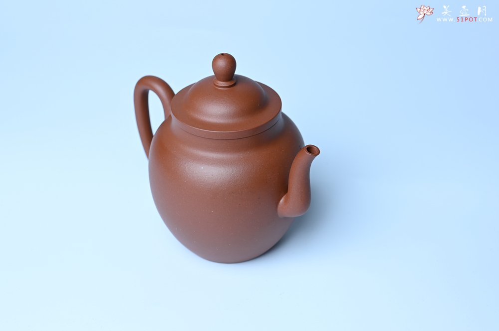 紫砂壶图片：毛国强入室弟子黄云初 特好清水泥高宫灯壶 名家何水法书法“三昧”，刘世涛伯陶刻 - 宜兴紫砂壶网