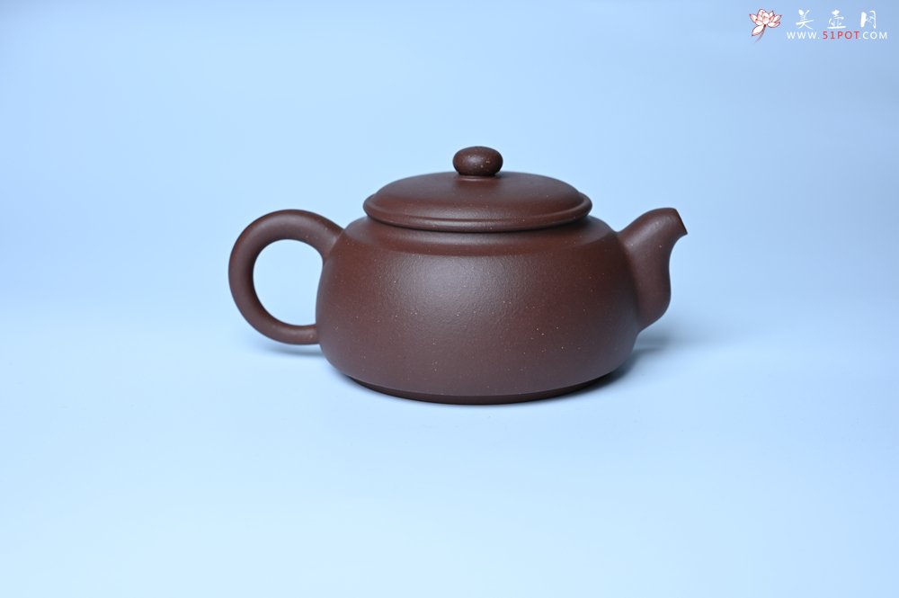 紫砂壶图片：毛国强入室弟子黄云初 特好老紫泥福圆壶 名家何水法书法“离幻即空” 刘世涛伯陶刻 - 宜兴紫砂壶网