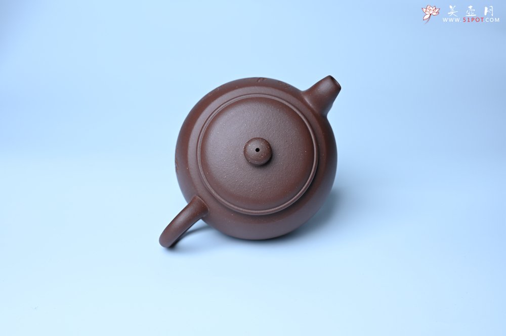 紫砂壶图片：毛国强入室弟子黄云初 特好老紫泥福圆壶 名家何水法书法“离幻即空” 刘世涛伯陶刻 - 宜兴紫砂壶网