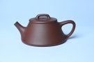紫砂壶图片：口盖略宽 美壶特惠 好紫泥曲石瓢 喜欢小品的来 性价比高 - 宜兴紫砂壶网