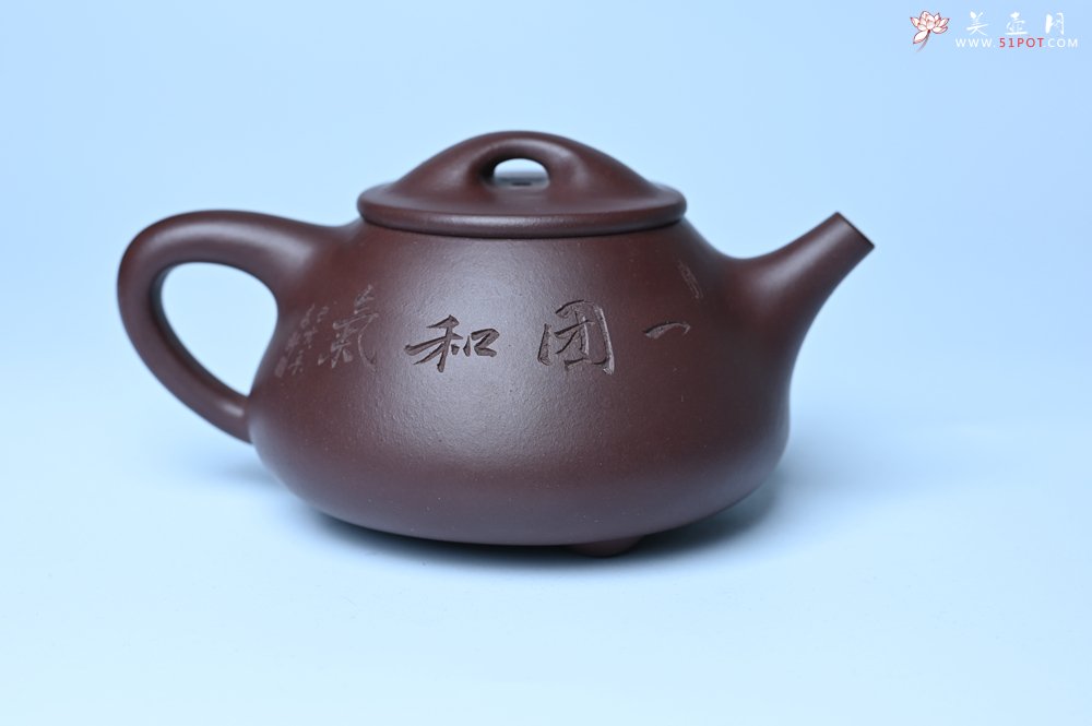 紫砂壶图片：油润底曹青 全手工景舟小石瓢 装饰人物 特文气 - 宜兴紫砂壶网