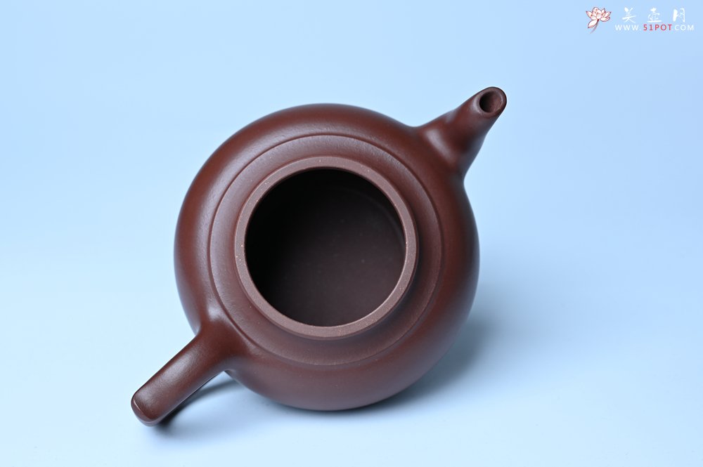 紫砂壶图片：潜力股周小培老师 4号井深井红皮龙全手工修德壶 养后特润 期待与您结缘 - 宜兴紫砂壶网