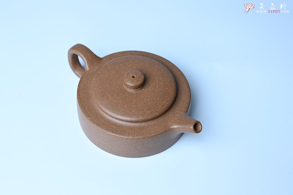 紫砂壶图片：美壶特惠  精工老段周盘壶 小壶难做 易泡养 杀茶利器 - 宜兴紫砂壶网