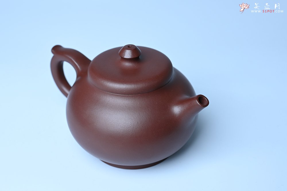 紫砂壶图片：潜力股周小培老师 4号井深井红皮龙全手工修德壶 养后特润 期待与您结缘 - 宜兴紫砂壶网