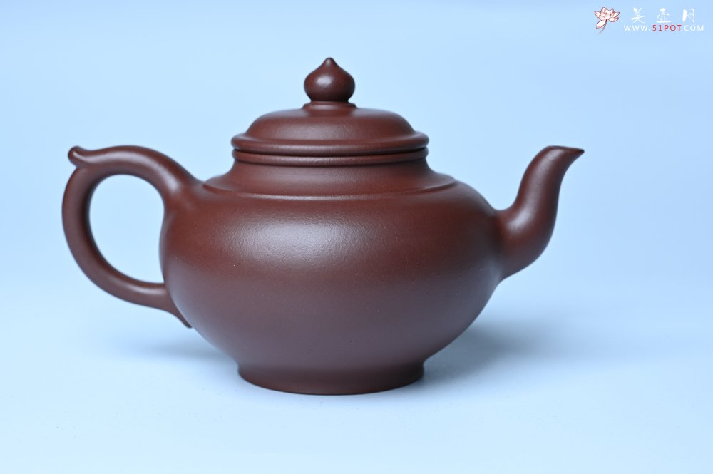 紫砂壶图片：潜力股周小培老师 4号井深井红皮龙全手工笑樱壶 养后特润 期待与您结缘 - 宜兴紫砂壶网