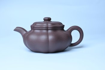 紫砂壶图片：美壶特惠 紫砂壶手工手制优质紫泥葵仿古壶 茶人醉爱 - 宜兴紫砂壶网