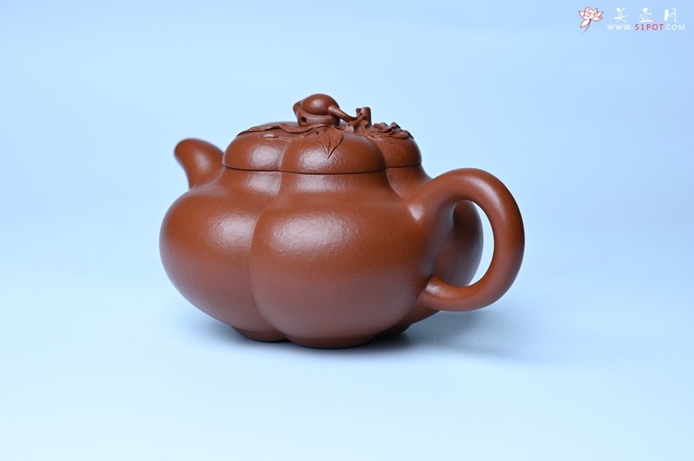 紫砂壶图片：美壶特惠 精品大红袍朱泥上合桃 茶人醉爱 - 宜兴紫砂壶网