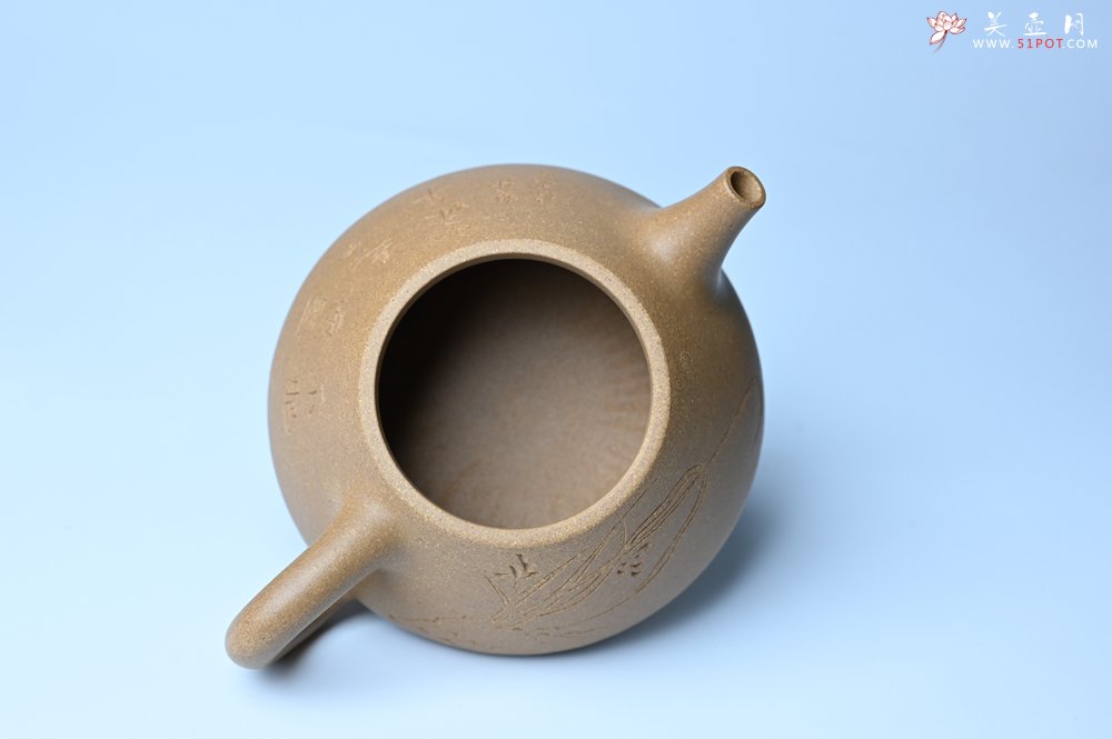 紫砂壶图片：油润老段泥(此泥料属于家藏老料！油润无比，识者自知！)全手工曼生石瓢 陶兴精心装饰 - 宜兴紫砂壶网