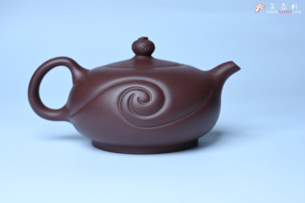 紫砂壶图片：美壶双11特惠 盖花泥 精工油润老紫泥如意半珠 茶人醉爱 - 宜兴紫砂壶网