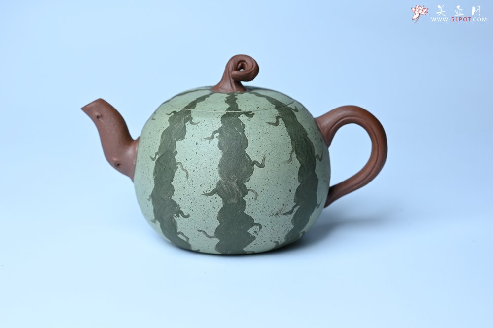 紫砂壶图片：美壶特惠 精致西瓜紫砂壶 茶人醉爱 - 宜兴紫砂壶网
