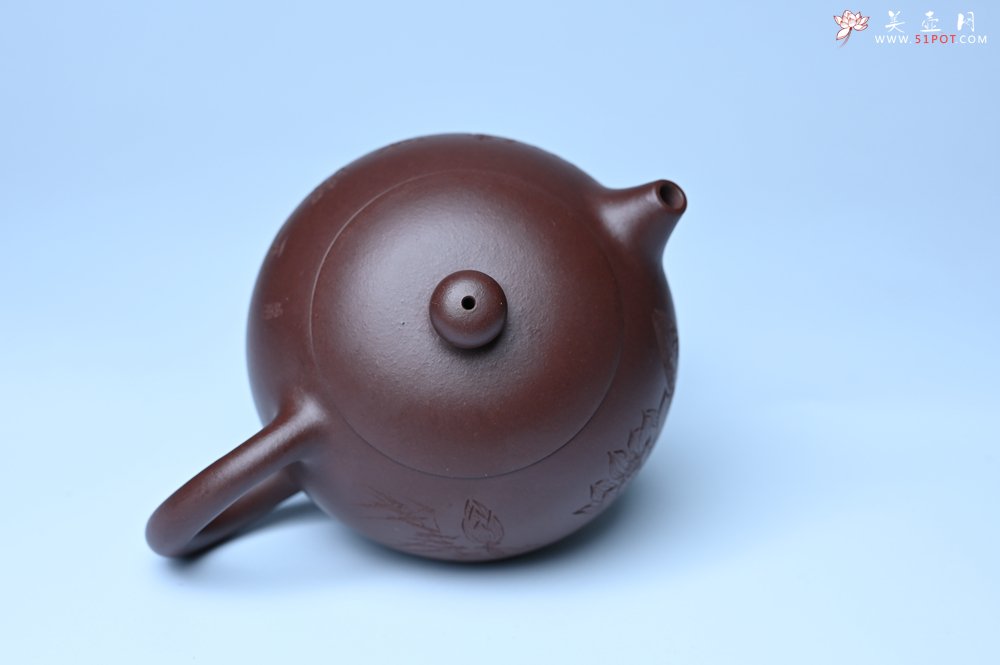 紫砂壶图片：油润底曹青 全手工西施茶壶 玉洁冰清 接天莲叶无穷碧 映日荷花别样红 - 宜兴紫砂壶网