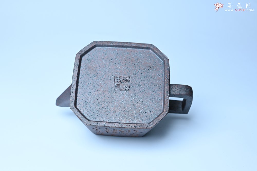 紫砂壶图片：美壶特惠 柴烧八方紫砂壶 茶人醉爱 - 宜兴紫砂壶网