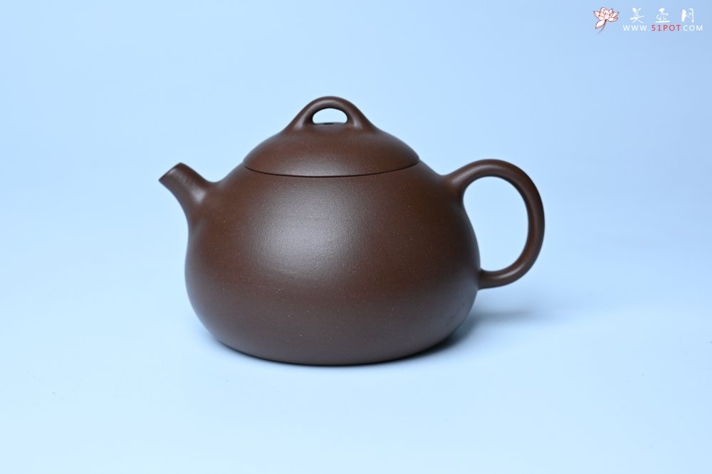 紫砂壶图片：美壶特惠 特好老紫泥小半月 茶人醉爱 - 宜兴紫砂壶网