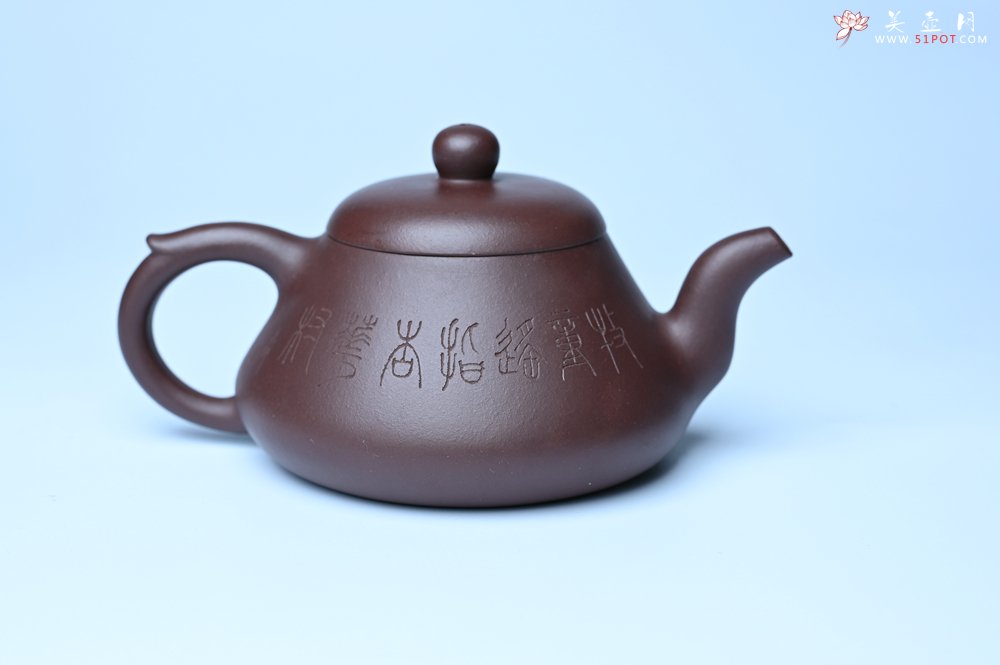 紫砂壶图片：潜力股周小培老师全手工底槽青缘德壶（借问酒家何处有）牧童遥指杏花村 期待与您结缘 - 宜兴紫砂壶网