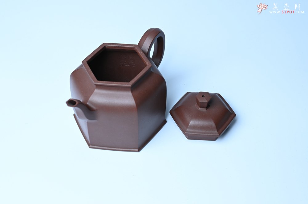 紫砂壶图片：美壶特惠 精致全手工六方金钟 泥料超好 - 宜兴紫砂壶网
