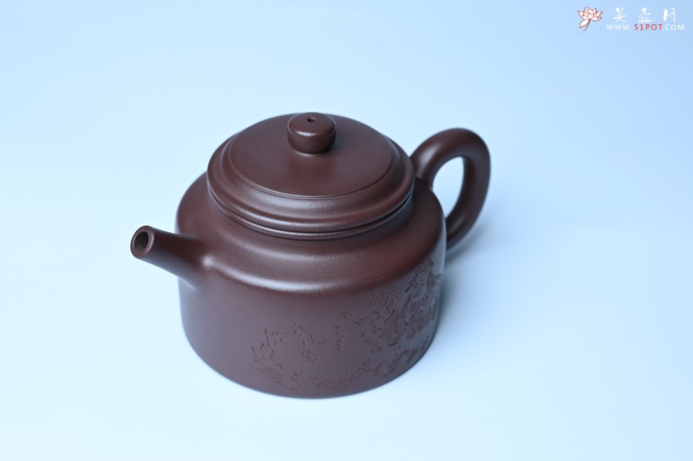 紫砂壶图片：油润底曹青 全手工德中茶壶 装饰人物特文气 - 宜兴紫砂壶网