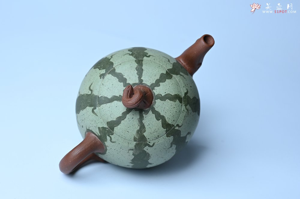 紫砂壶图片：美壶特惠 精致西瓜紫砂壶 茶人醉爱 - 宜兴紫砂壶网