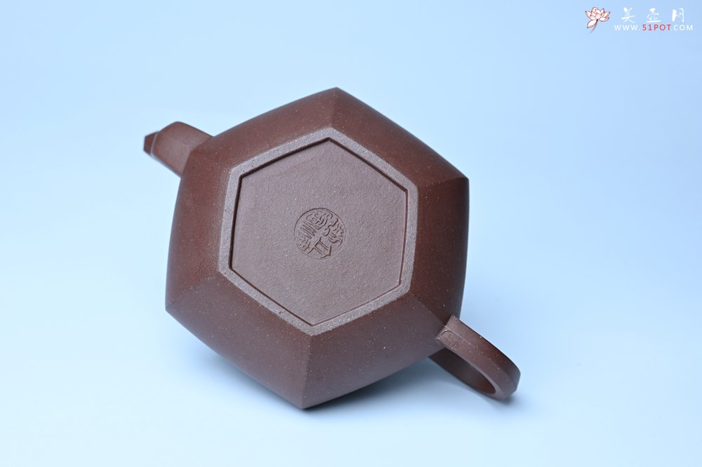 紫砂壶图片：美壶特惠 朱老师全手工六方君德壶 茶人醉爱 - 宜兴紫砂壶网