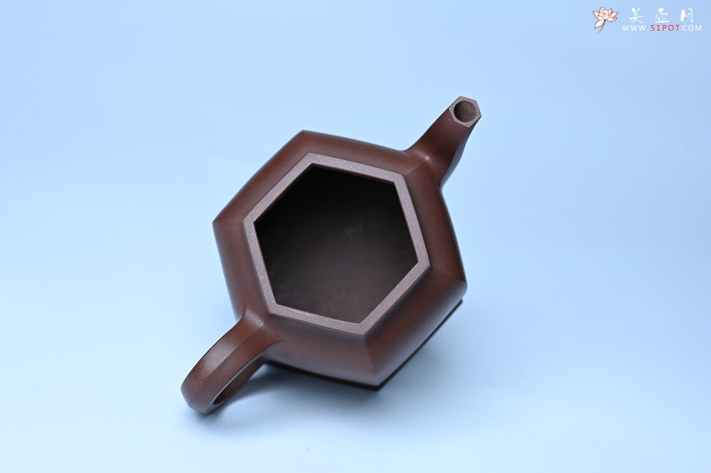 紫砂壶图片：美壶特惠 精致全手工六方金钟 泥料超好 - 宜兴紫砂壶网