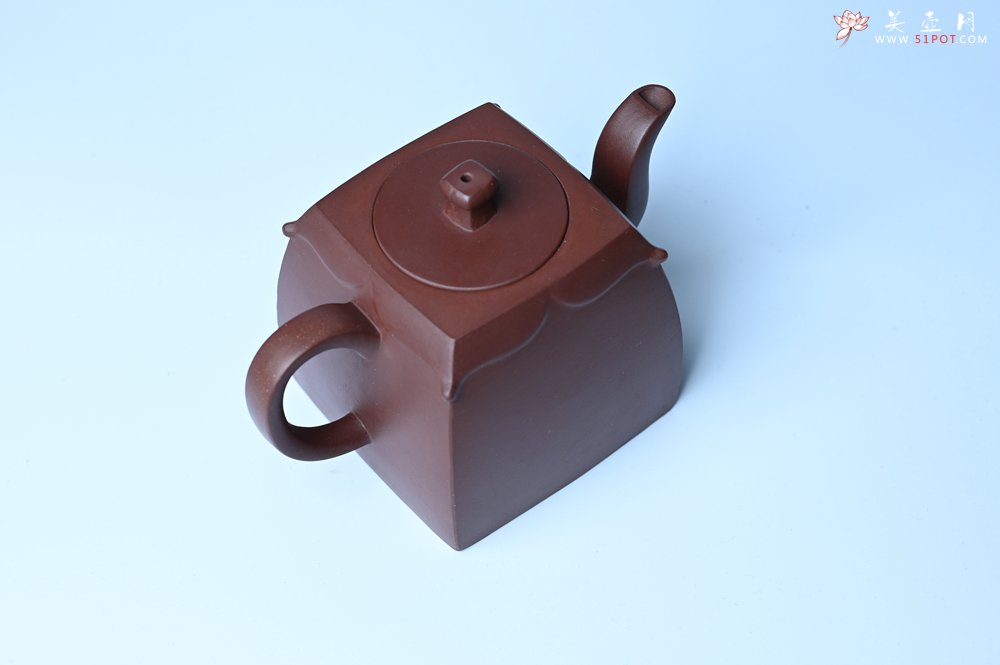 紫砂壶图片：美壶特惠 精致四方圆口壶 造型新颖 - 宜兴紫砂壶网