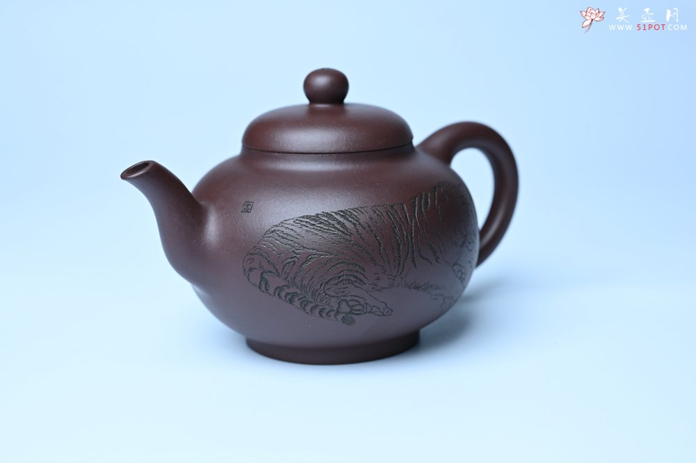 紫砂壶图片：油润黄龙山底槽青 全手工熹微壶 文气装饰 虎啸山林 期待与您结缘 - 宜兴紫砂壶网