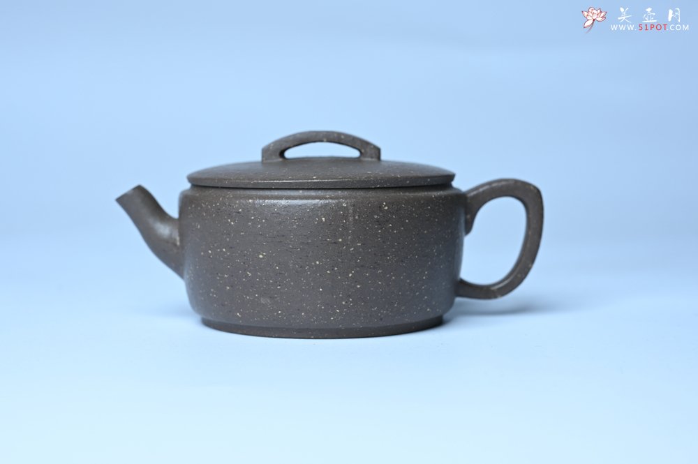 紫砂壶图片：美壶特惠 优质青灰段泥汉瓦壶 茶人醉爱 - 宜兴紫砂壶网