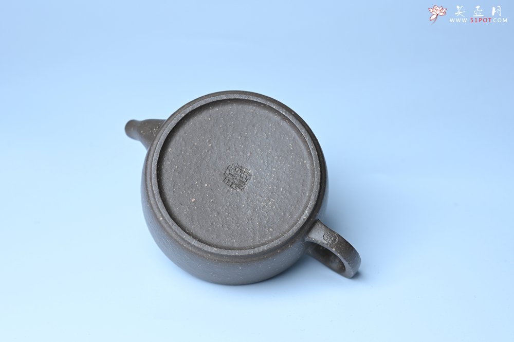 紫砂壶图片：美壶特惠 优质青灰段泥汉瓦壶 茶人醉爱 - 宜兴紫砂壶网