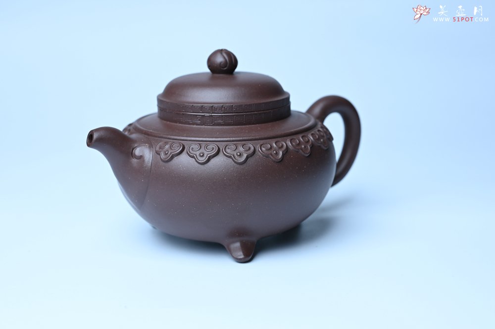 紫砂壶图片：美壶特惠 精致紫泥云肩如意壶 茶人醉爱 - 宜兴紫砂壶网