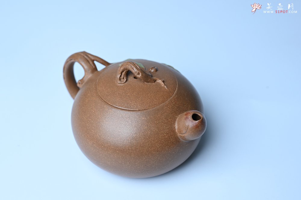 紫砂壶图片：美壶特惠 潜力股董静老师精品老段泥双色寿桃壶 茶人醉爱 - 宜兴紫砂壶网